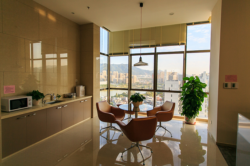 iSports API rest room - comfortable team environment