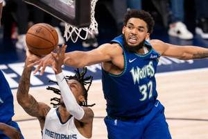 Wolves’ Karl-Anthony Towns gets offseason injection treatments
