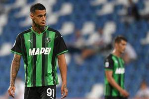 Sassuolo's CEO confirms West Ham's £33.8m bid for striker Gianluca Scamacca... but insists there is 'no agreement' with any side after PSG bid £29.6m as they hold out for £43m