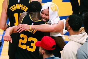 Steph Curry Unhappy if Warriors Do Not Pay Draymond Green