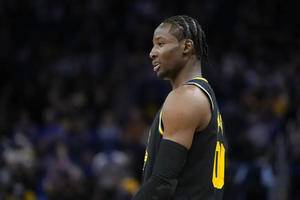 Stephen A. Smith and Warriors forward Jonathan Kuminga go at it