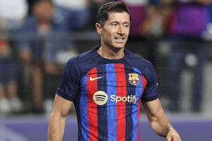 Hat-trick hero Lewandowski leads Barcelona trio in Champions League team of the week