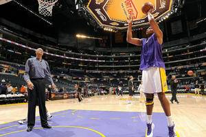 Kareem Abdul-Jabbar's signature sky-hook notably absent in NBA's copycat world
