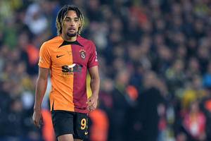 Who is Sacha Boey? The youngster to ease Arsenal's right-back issues