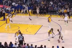 Chris Paul hits shocking career first with Dubs in Draymond Green’s return vs. Rockets