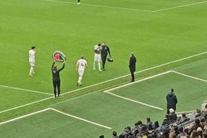 Tottenham Hotspur extends contract with Pape Sarr until 2030