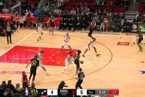 The loss to the Houston Rockets shows us why Jordan Clarkson shouldn't play 30+ minutes