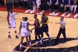 Major trade would send LeBron James to Warriors, Anthony Davis to Rockets