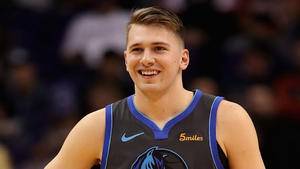 Mavericks' Luka Doncic scores 24 in return from sprained ankle