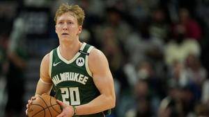 AJ Green Signs Four-Year, $45 Million Extension with the Bucks