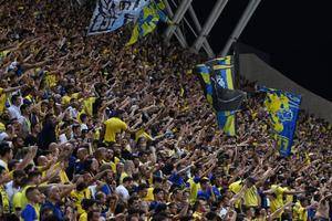 Maccabi Tel Aviv Fans Banned from Aston Villa Match Due to Safety Concerns