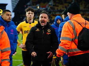 Fans Turn on Vitor Pereira as Wolves Struggle in the Premier League