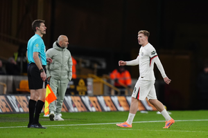 Enzo Maresca Criticizes Red Cards After Chelsea's Narrow Victory Over Wolves