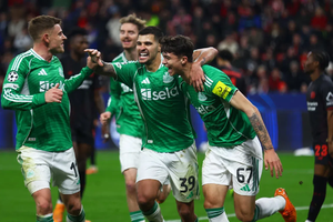 Leverkusen Holds Newcastle to 2-2 Draw in Champions League Clash