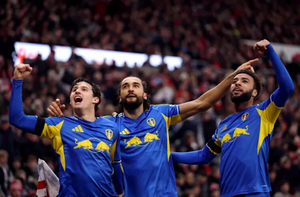 Sunderland and Leeds Share Spoils in 1-1 Draw