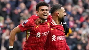 Liverpool Edges Past Wolves in Tense 2-1 Victory