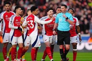 Arsenal Fined £65,000 for Player Misconduct During Lewis-Skelly Red Card Incident
