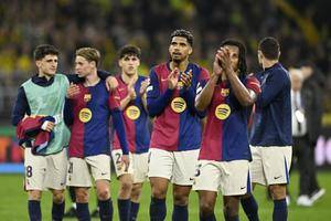 Barcelona Stumbles but Advances After 3-1 Loss to Dortmund