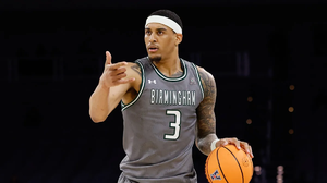 NBA Teams Eye Yaxel Lendeborg Amid Multimillion-Dollar NIL Package