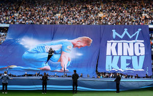 Kevin de Bruyne Bids Emotional Farewell to Manchester City