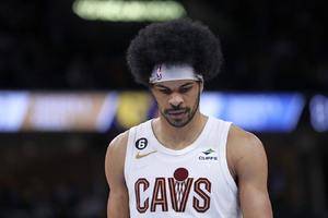 NBA Trade Proposal: Jarrett Allen to the Warriors for Future Assets