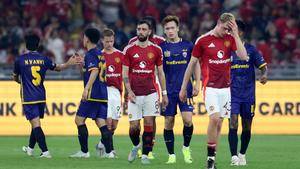 Manchester United Booed Off After Defeat to ASEAN All-Stars in Malaysia