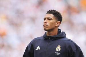 Jude Bellingham Undergoes Successful Shoulder Surgery, Faces Extended Recovery