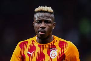 Napoli Sets Deadline for Galatasaray to Finalize Victor Osimhen Deal