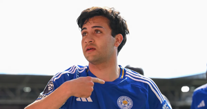 Chelsea Hijacks Leeds' Loan Move for Facundo Buonanotte