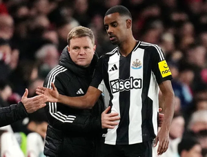 Eddie Howe Confirms Alexander Isak's Exclusion from Newcastle Training