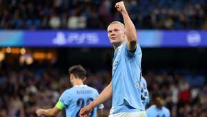 Erling Haaland Breaks Records in Manchester City's 2-0 Win Over Napoli