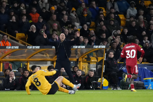 Wolves 2-1 Liverpool: Slot's Frustration as Wolves Push for Survival