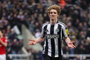 Bayern Open Talks for Newcastle's Anthony Gordon