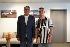 Trossard leaves Arsenal for Besiktas in £17m deal